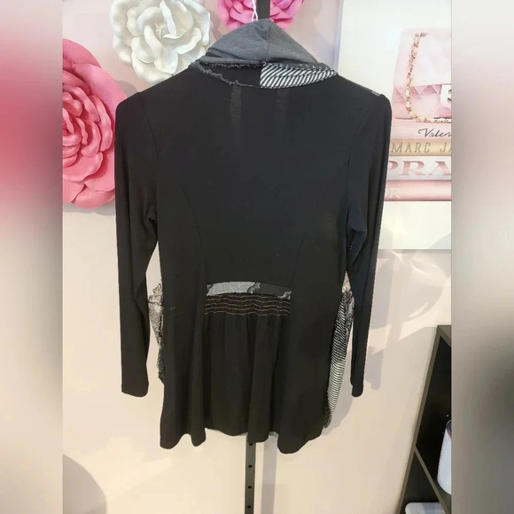 Vintage Concept Mixed Fabric Cowl Neck Top - Picture 2 of 7